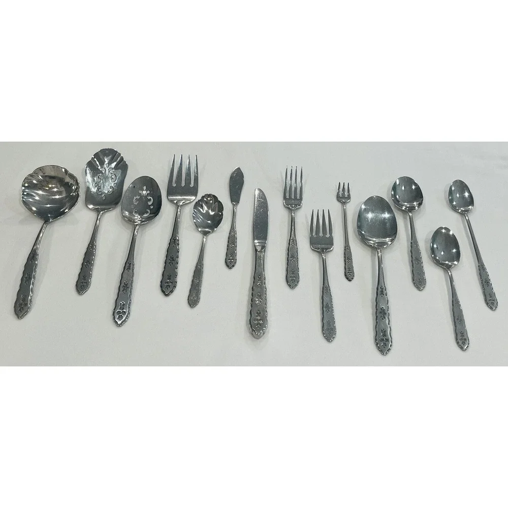 Oneida Gravy Ladle FLORAL BOUQUET Stainless Distinction‎ Silverware Flatware